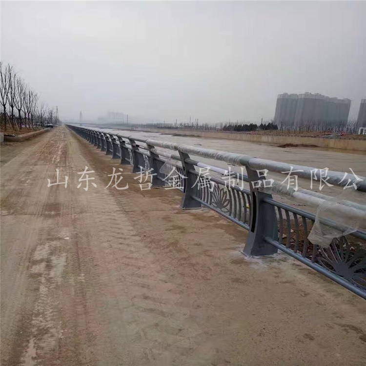山西景观灯光护栏工程案例