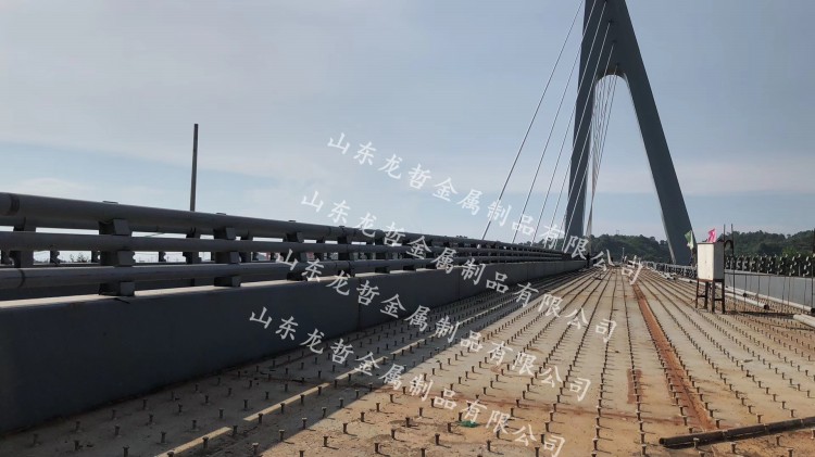 宜昌防撞护栏工程案例